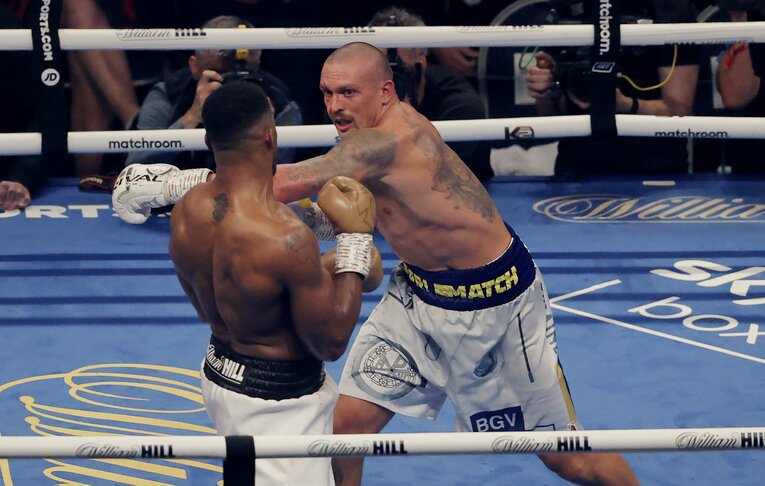 アンソニー・ジョシュアを圧倒したオレクサンデル・ウシク ©Getty Images 