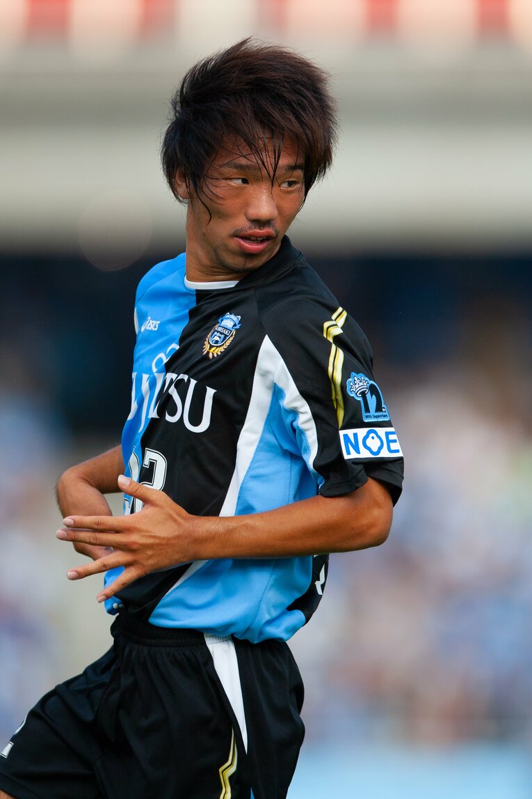 プロ1年目、サテライトリーグでプレーする吉田勇樹コーチ　©KAWASAKI FRONTALE
