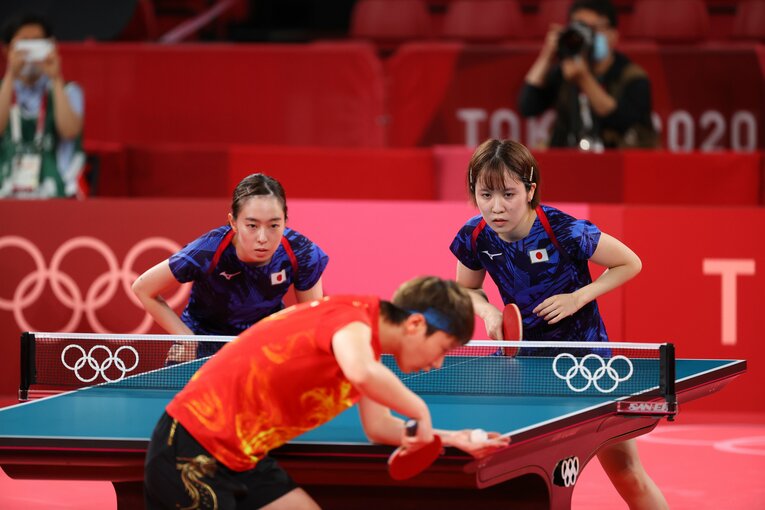 「福原さんは、すごいな」卓球・石川佳純が見ていた“リオのキャプテン”の姿　団体“銀”の3人は東京五輪にどう挑んだか(12)