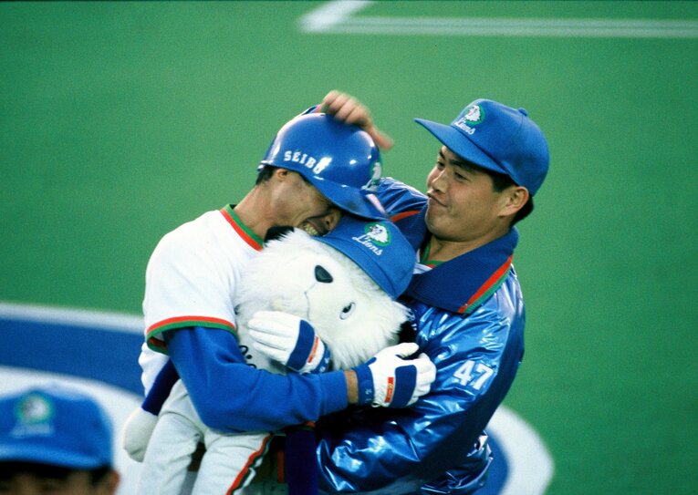 若き日の工藤公康と石毛　©BUNGEISHUNJU