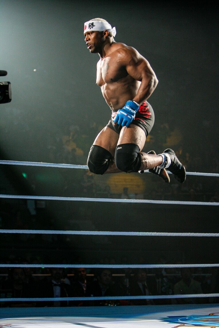 2008年5月、「必勝」のハチマキを巻いて戦極に参戦。驚異的な跳躍力は健在だった　©Susumu Nagao