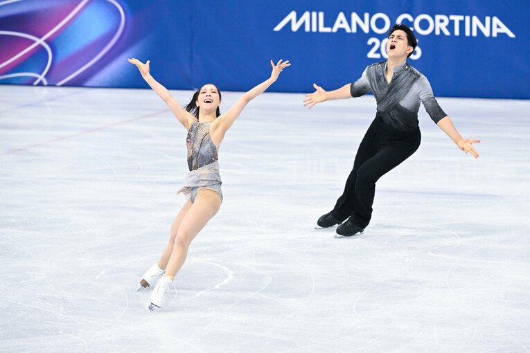 団体戦フリーで世界歴代3位の155.55点をマークしたりくりゅうペアの圧巻の演技　©Asami Enomoto／JMPA