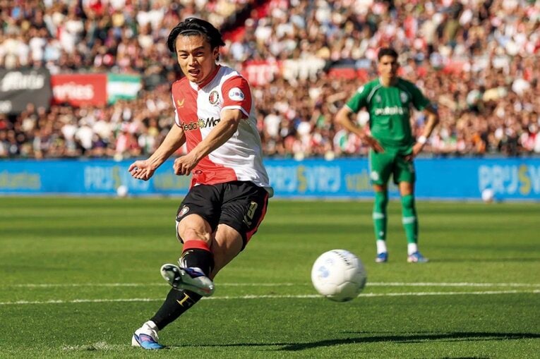 今季の24得点目は球足の速いPK弾。日本代表での初ゴールもPKで記録した　©Getty Images