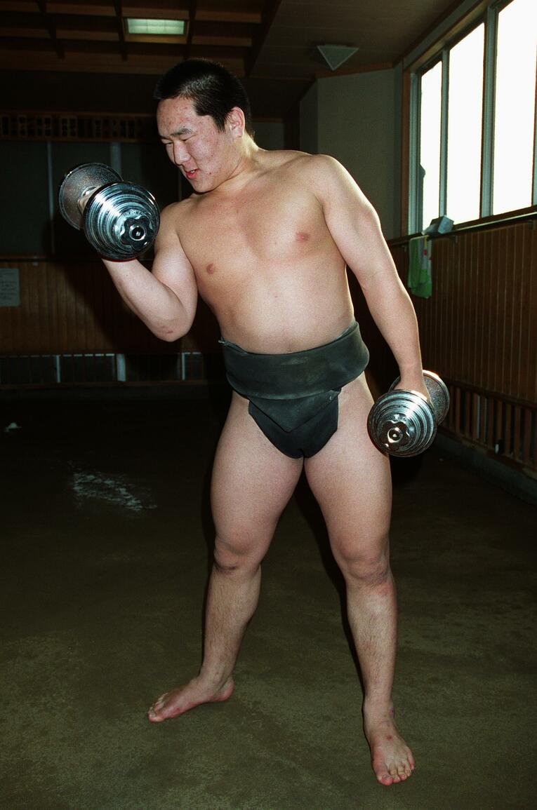 1998年12月、入門当初の朝青龍（当時18歳）©JIJI PRESS