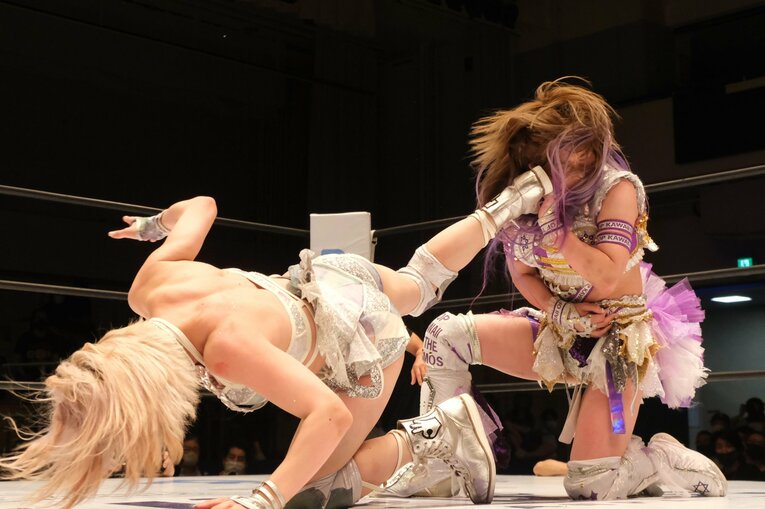 6月28日の後楽園ホール大会では、なつぽいがスターダムで初めて中野たむに勝利　©Norihiro Hashimoto