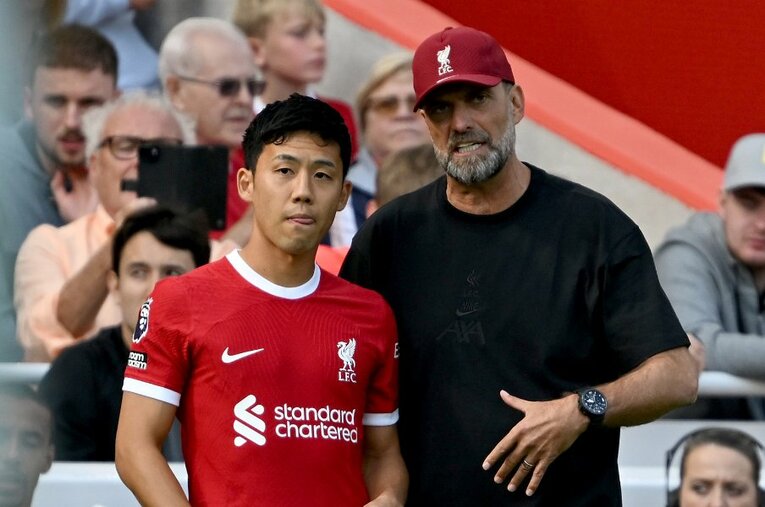 8月18日、リバプールに電撃移籍した遠藤航。この翌日にはボーンマス戦に急遽出場し、3－1の勝利に貢献 ／ photograph by Getty Images