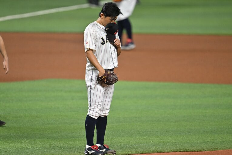 前回大会の決勝戦。先発マウンドで集中力を高める今永　©Naoya Sanuki
