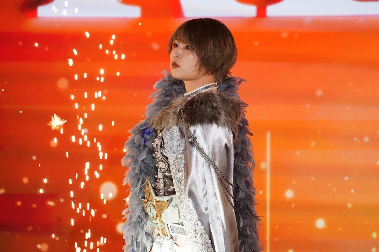 “絶対不屈彼女”安納サオリ　©Essei Hara