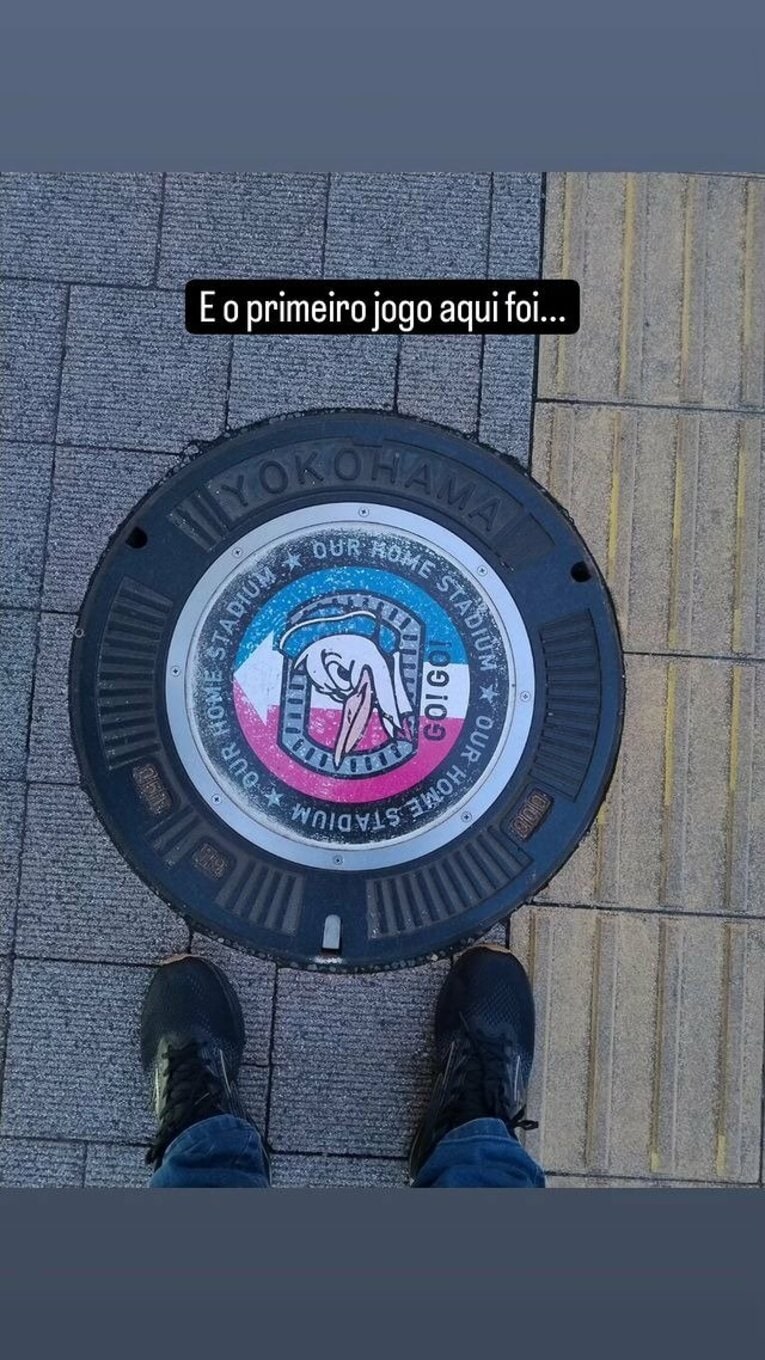 「横浜国際総合競技場近くのマンホールの蓋」　※ボンテンポ記者のインスタグラムより