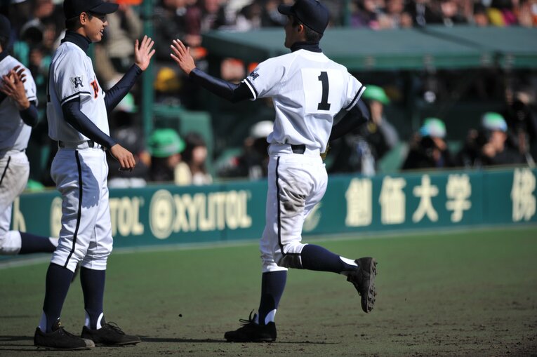 興南高校時代の島袋洋奨　©Hideki Sugiyama