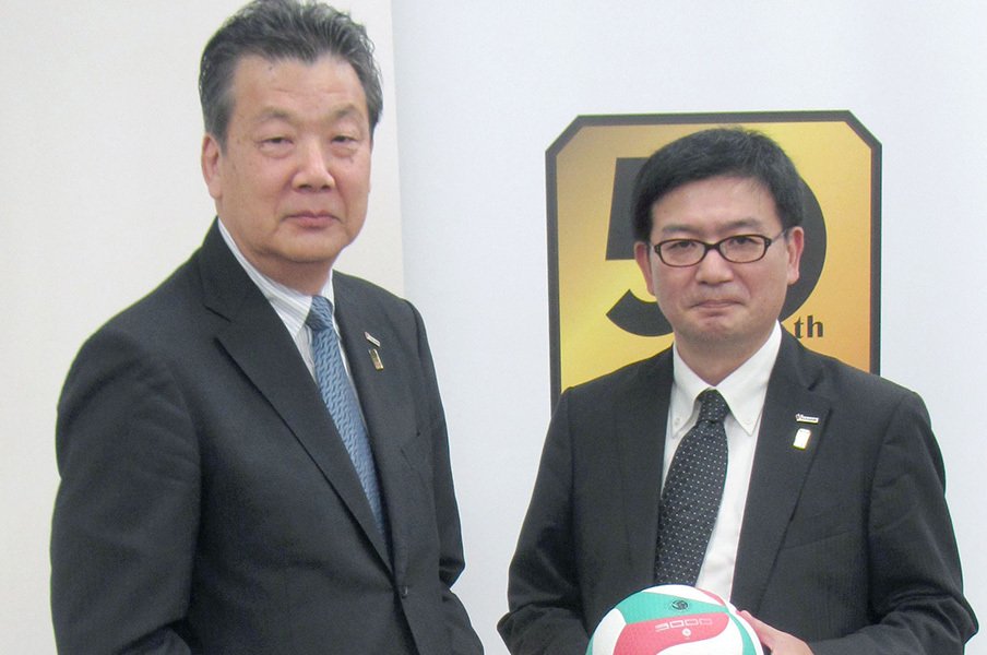 バレーボール新リーグ、今回は……?募る危機感と、変わらぬ阻害要因。<Number Web> photograph by Kyodo News
