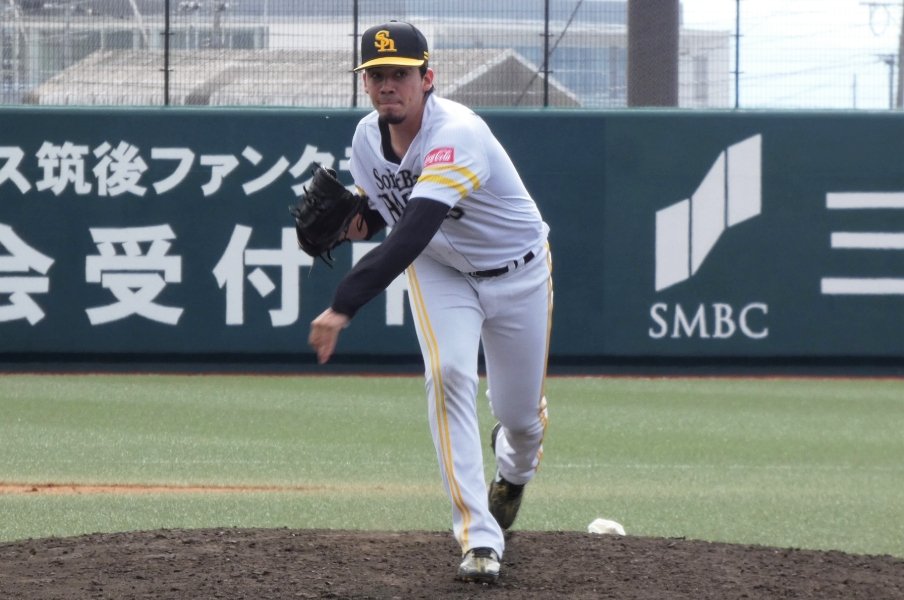 17歳メキシコ人左腕の衝撃…ソフトバンクが前例なき“青田買い”に踏み切れたワケ「週に2回、日本語授業を受けて…」<Number Web> photograph by Kotaro Tajiri