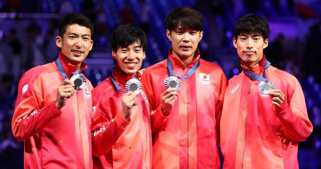 「日本人選手が食堂にいない…」いったいなぜ？ パリ五輪「不評だった選手村の食事」のウラで…大躍進フェンシングを支えた“超人気店のおむすび”（齋藤裕）