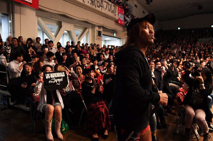 内藤哲也が新日本プロレスを痛烈批判。2年連続大賞男が挑む1.4東京ドーム。<Number Web> photograph by Essei Hara