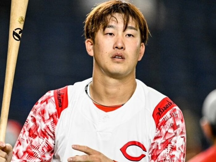「小園海斗は“結婚”が大きかった」カープ“あのドラフト1位”は今「中村奨成なぜキャッチャーやめた?」二軍監督明かす「鈴木誠也に似た20歳がいる」<Number Web> photograph by Nanae Suzuki