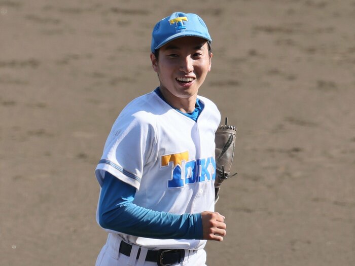 「167cmの東大エース」にプロ指名はある？ ドラフト直前、スカウトが語るホンネ「通用するかはわかりませんけど…」父はあの“レジェンド”サブマリン＜Number Web＞ photograph by Shigeki Yamamoto