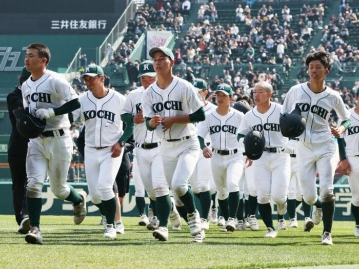 甲子園初出場も…33歳監督の“本音”「部員ギリギリ…増える確証ない」高知農業を現地取材、“地方公立校の今”「部員3人の時代も甲子園目指していた」＜Number Web＞ photograph by JIJI PRESS