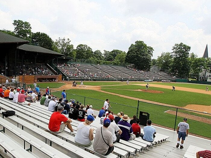 零細球団削減と草の根の損壊。マイナーリーグ再編問題を考える。＜Number Web＞ photograph by Getty Images