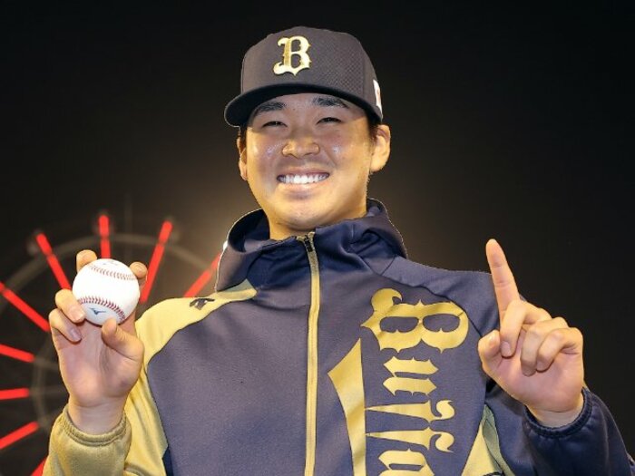 20歳の山下舜平大が初勝利　オリックスに次々と好投手が育つのはナゼ？ 福良GMが明かした目利きのコツと「由伸の“次の次”」＜Number Web＞ photograph by SANKEI SHIMBUN 