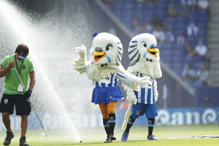 “アジア人差別疑惑”後に古巣復帰したグリーズマンを撮りに行ったら…「アディショナルタイム10分」の信じられない結末〈激写〉(3)