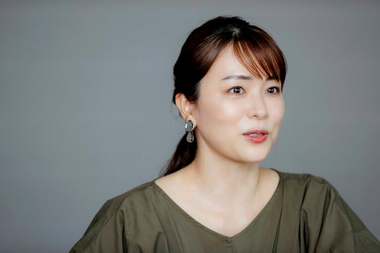 夫・五十嵐圭のため料理資格を取得、9年で引越3回…アスリート妻・本田朋子39歳がそれでも「実際には何もサポートできてない」と言い切る理由(2)