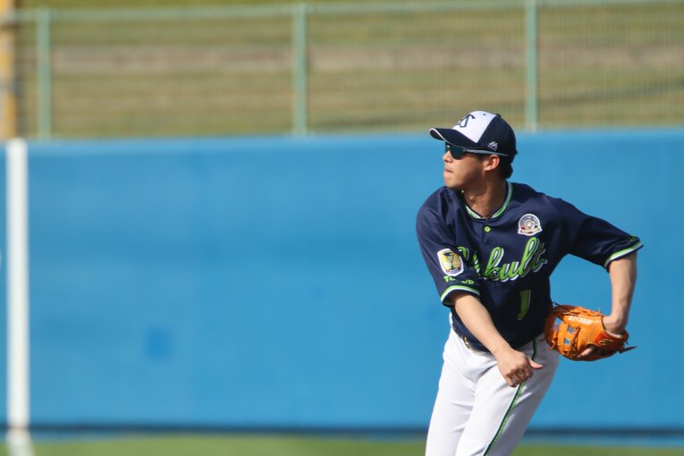 山田哲人のキャッチボール　©Kou Hiroo