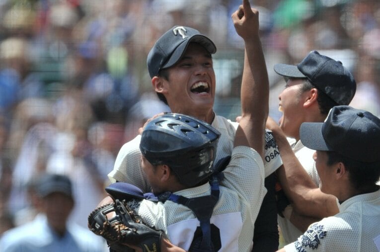 甲子園で春夏連覇を達成した大阪桐蔭時代の藤浪晋太郎。異次元の潜在能力に間違いはなかったが、敏腕スカウトの中には懸念を感じた人も？　 ／ photograph by Hideki Sugiyama