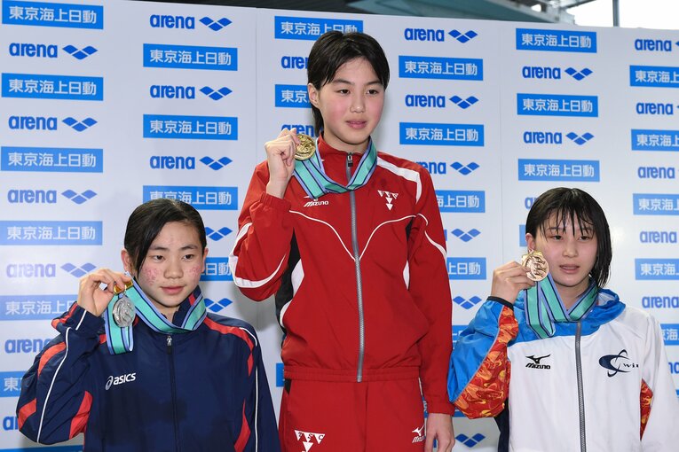 小学校時代から全国のトップクラスに。写真は優勝した2015年のジュニアオリンピックカップ50ｍ平泳ぎ　©︎AFLO