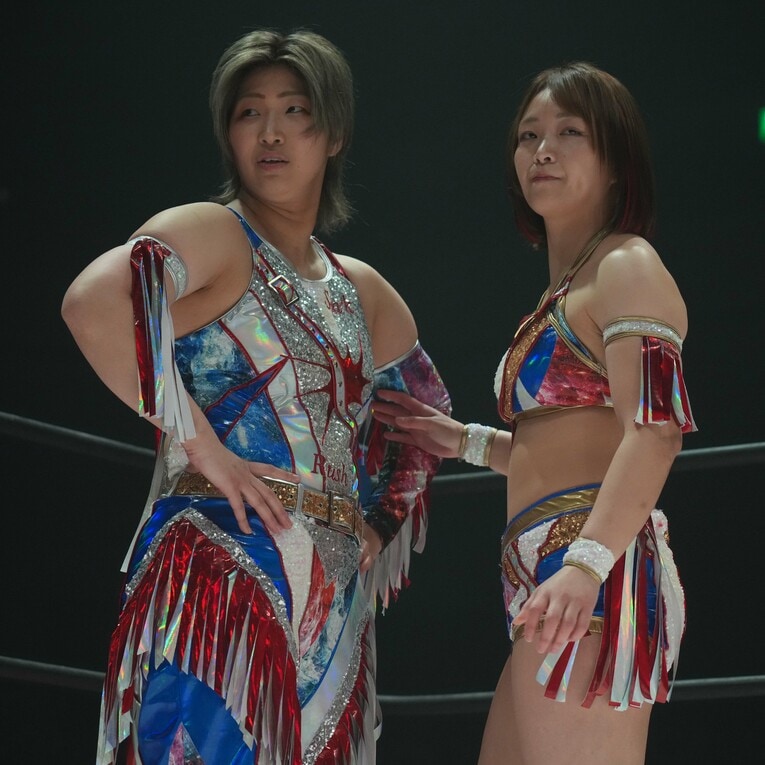 彩羽匠とSareee　©Essei Hara