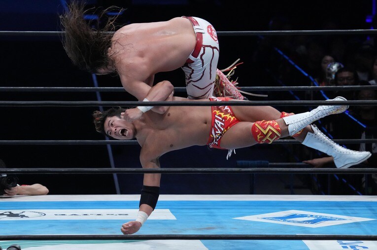 上村優也のきれいな巻き投げ　©Essei Hara