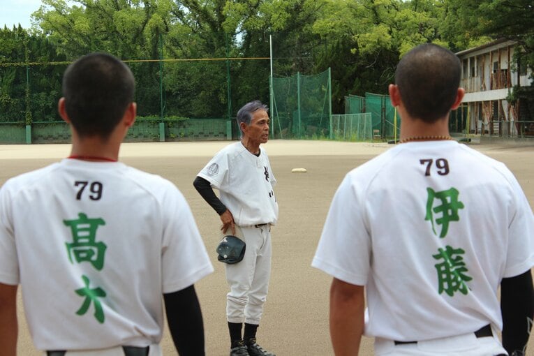 現在の柳川高で采配を振るう御所監督　©Katsuharu Uchida