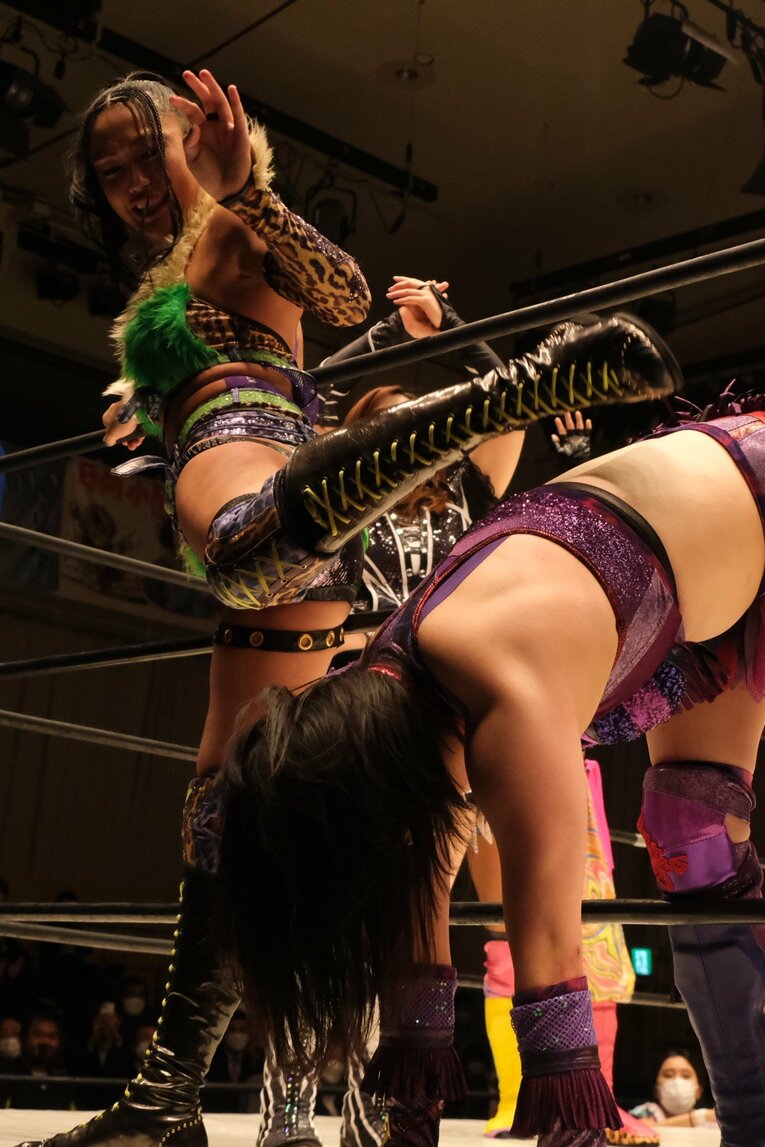 元引きこもりレスラー真琴が聖地・後楽園ホールで15周年大会「ほぼ満員なのに赤字」「強豪同期にフォール負け」でも手にした“ご褒美”(14)