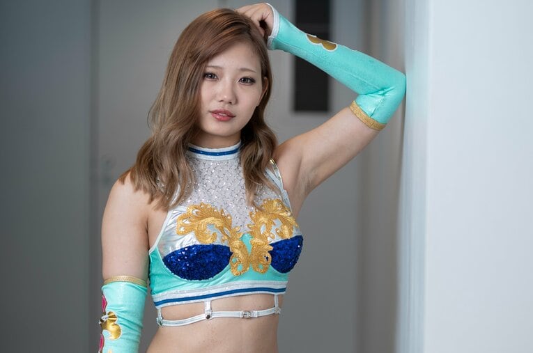 新ユニット『NEO GENESIS』で自分らしさを見せている天咲光由 ／ photograph by Tadashi Hosoda