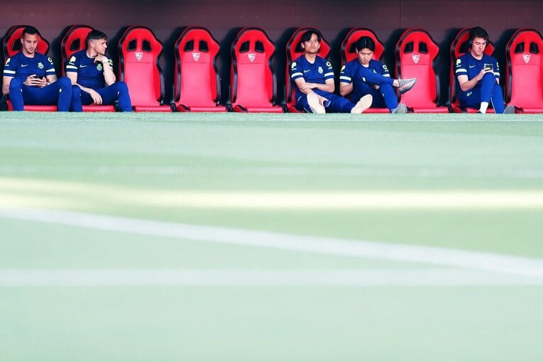 「クボ、ユニホームお願い」来季のレアル去就報道が出てもマジョルカで愛される久保建英…「残留か降格の最終節」で輝くか〈撮影者の視点〉(3)