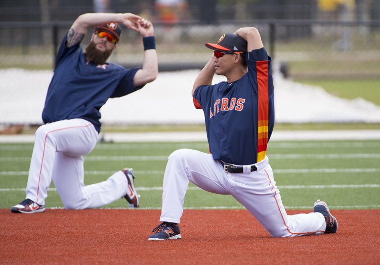 アストロズ時代の青木（右）とカイケル　©︎Getty Images