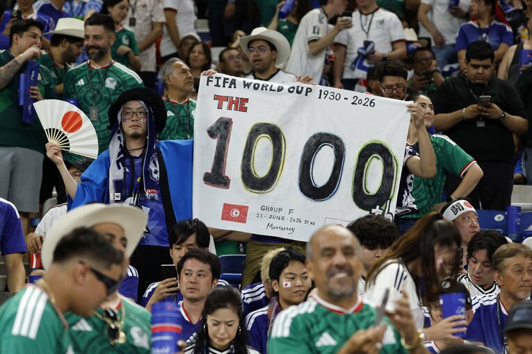 W杯通算1000試合目の節目ということもあり、メディアも多かったという　©Atsushi Tokumaru