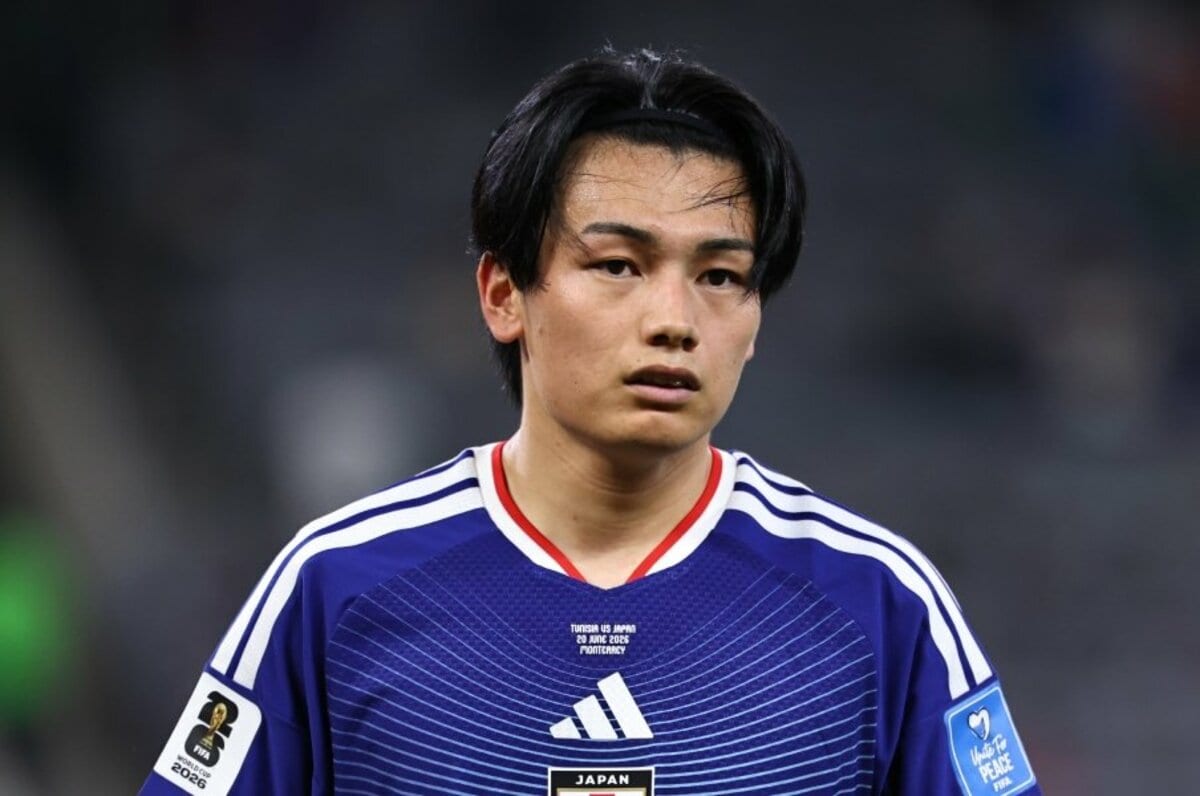 法政大学 サッカー部 2018年 インカレ 優勝 tシャツ 上田綺世在籍時