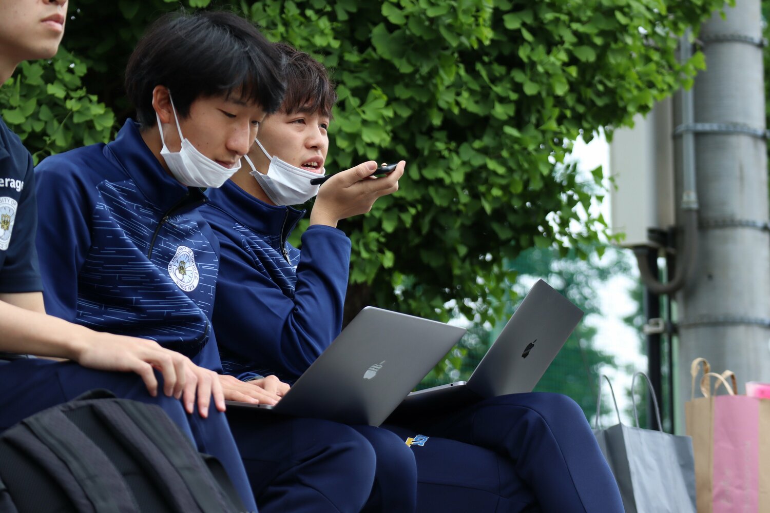 分析を担当する「テクニカルユニット」を牽引する高橋駿平(経済学部3年、右)©︎Masayuki Sugizono