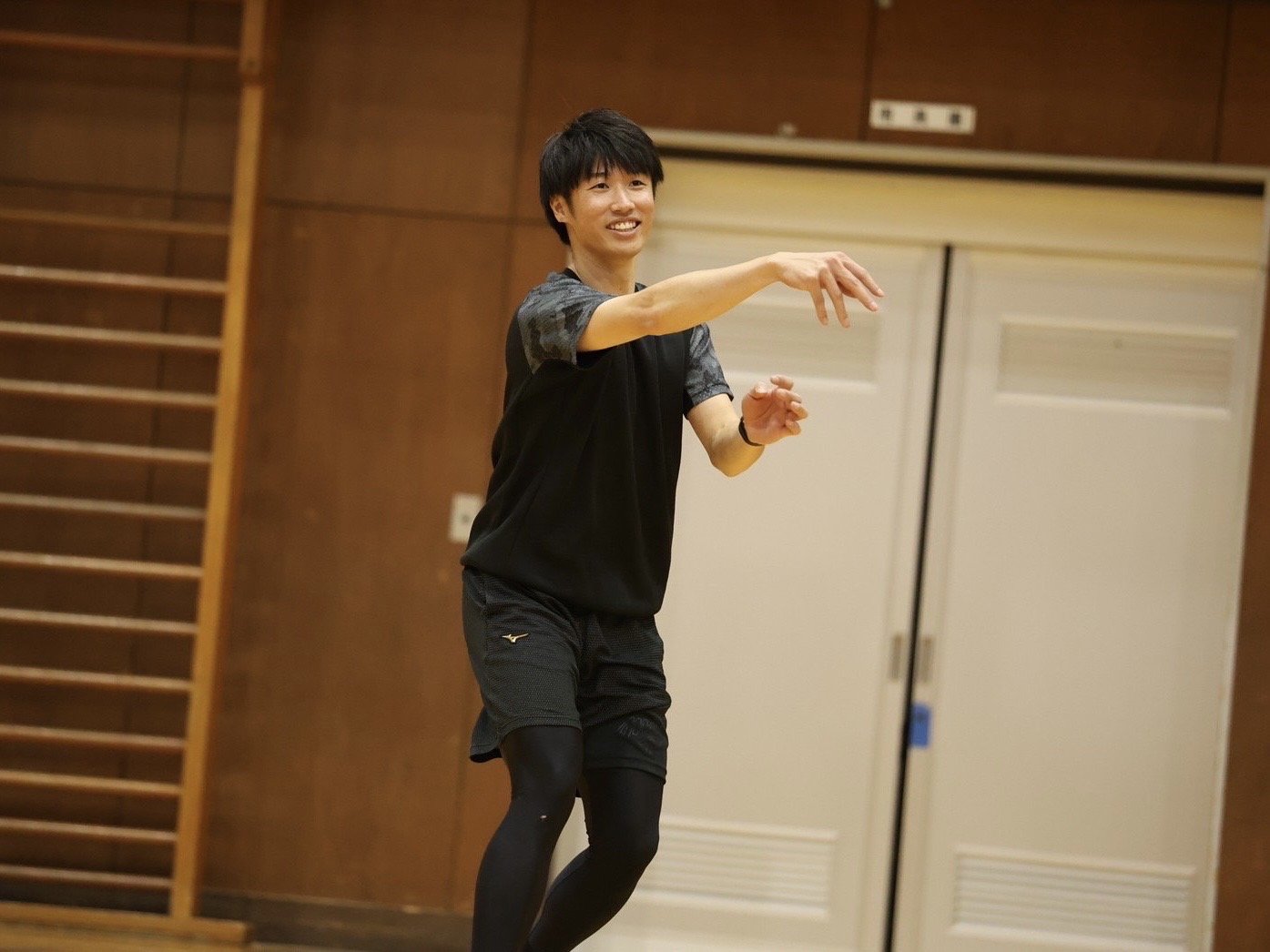 B5をプレーする吉永さん。競技は体育館など屋内で行われる　写真は本人提供　