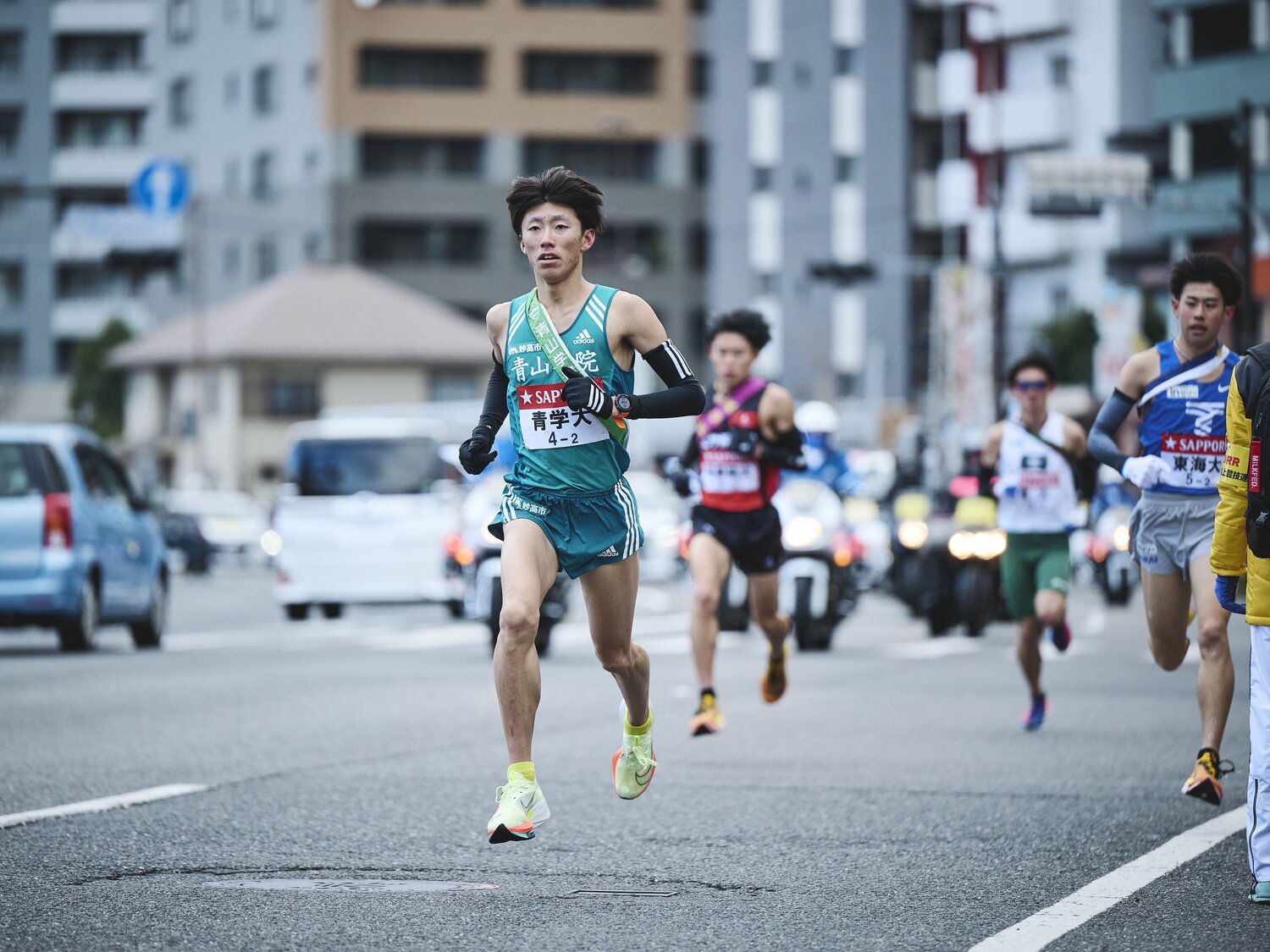 一室にトレーニング器具は2つだけ」飯田貴之、近藤幸太郎ら…青学大