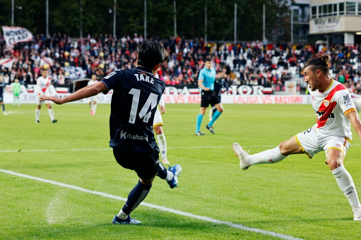 PKを獲得した抜け出しからのクロス