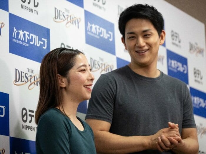 りくりゅう婚約「やっとみんなに伝えることができた」ペア結成時から支える“恩人”が語る「夫婦の未来」と“ある懸念”「恋愛関係になるのは…」＜Number Web＞ photograph by Asami Enomoto