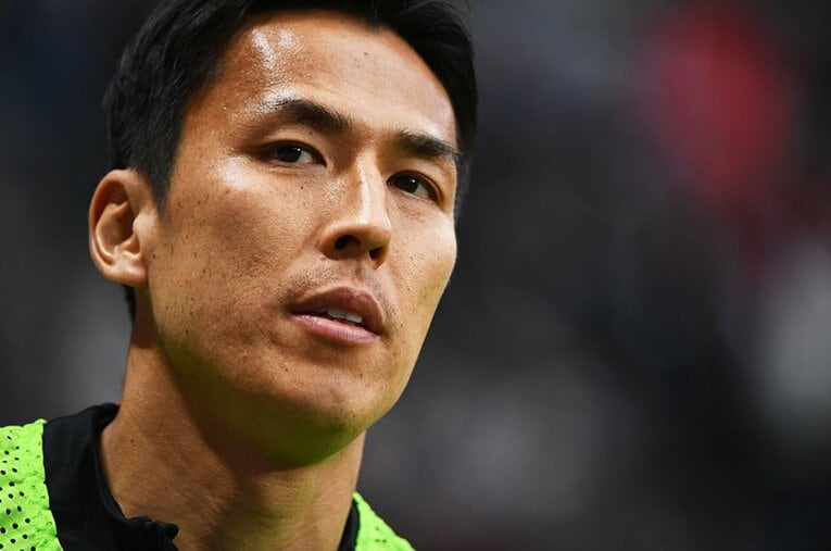 現役ラストマッチを迎える際の長谷部誠。前シーズンで「99％引退」するはずが、なぜ2023-24シーズンまでプレーしたか ／ photograph by Itaru Chiba