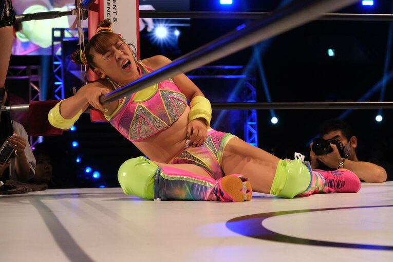 「プレッシャーも凄かったはず」フワちゃんデビュー戦で見えた“プロレスへの本気度”…師匠が明かす舞台裏「100点満点。努力の成果です」(49)