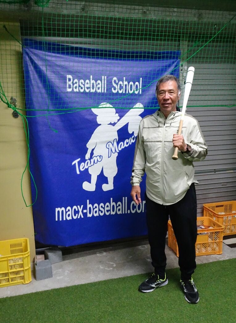 現在は神戸で野球教室を開いている佐々木　©Masanori Kise