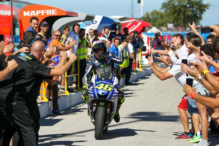 ヤマハに復帰後2年目の2014年はホンダの独壇場となったが、シーズン13戦目にしてホンダを止めたのはロッシだった　photograph by Satoshi Endo