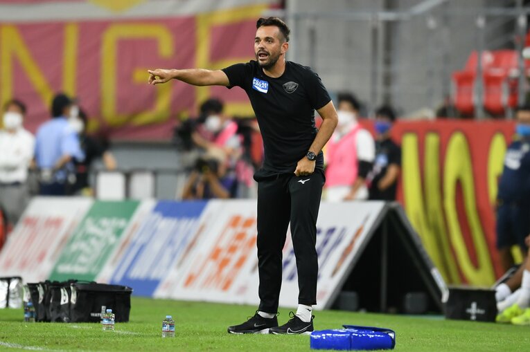 徳島のダニエル・ポヤトス監督