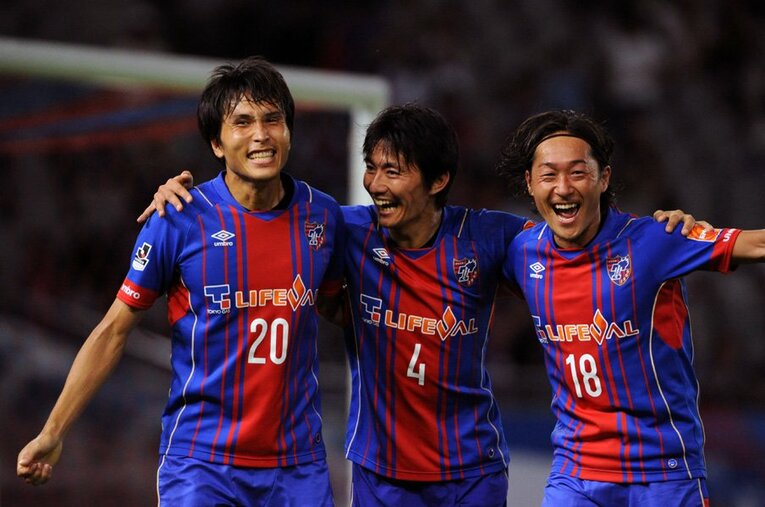 （左から）前田遼一、高橋秀人、石川直宏（FC東京） ／ photograph by Getty Images
