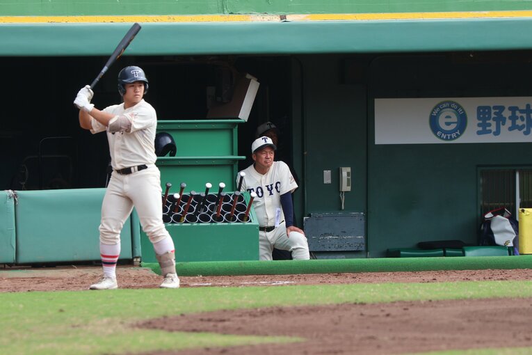 【2024撮影】「強打の東洋大姫路を作りたい」と岡田は言う　©Fumi Sawai