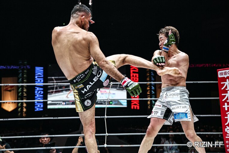 『超RIZIN.4』朝倉未来vs.クレベル・コイケ　©RIZIN FF